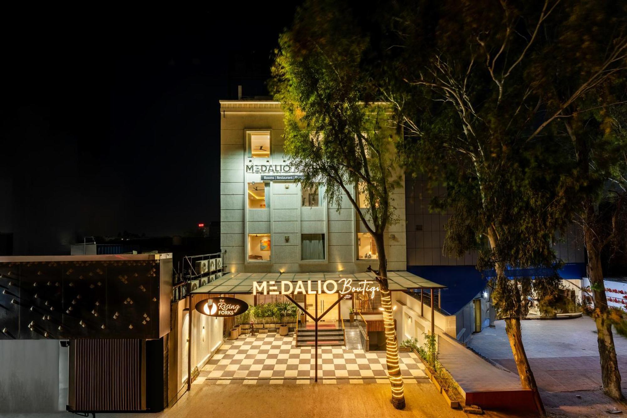 Medalio Boutique Chandigarh Zirakpur Exterior foto
